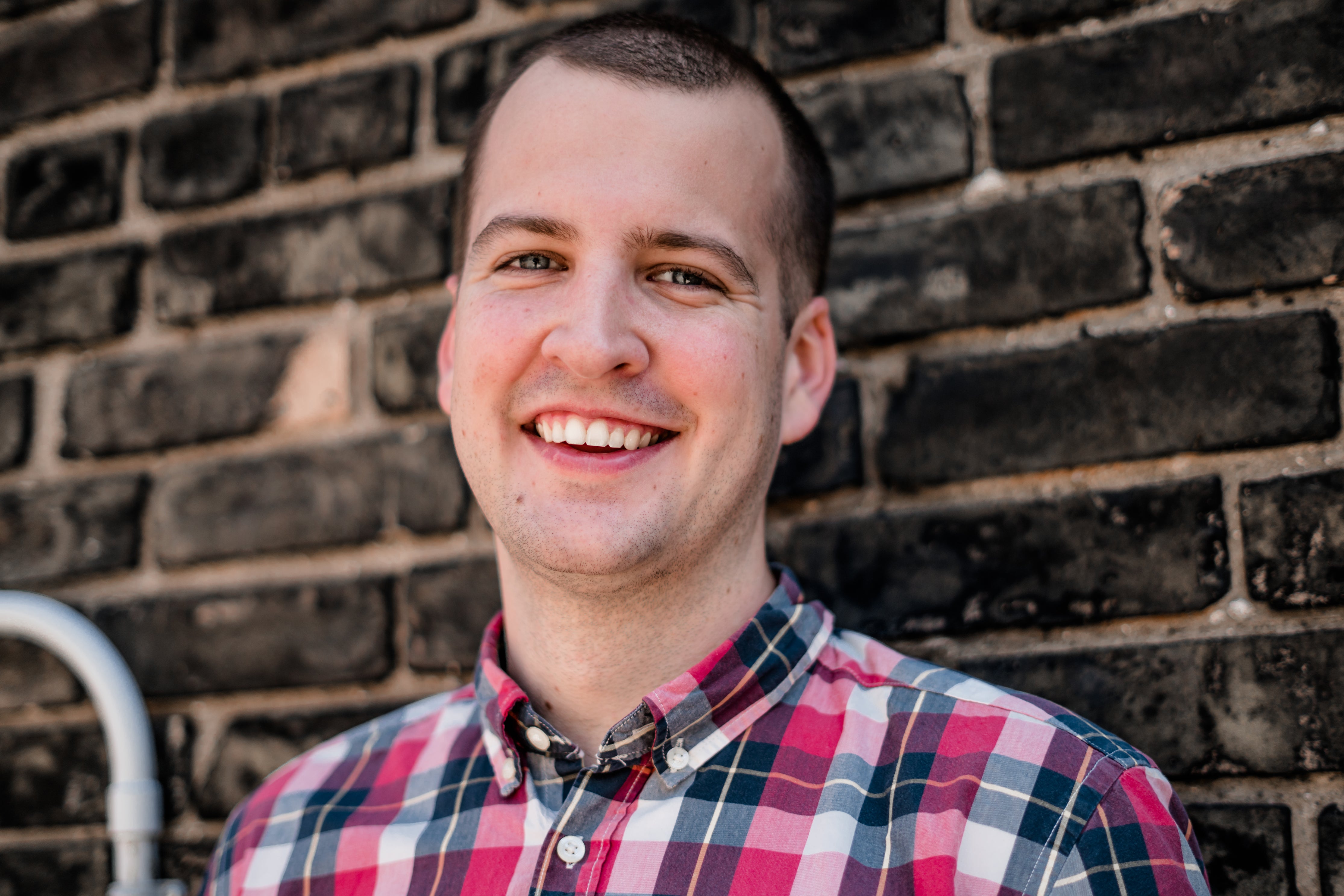 files/portrait-young-man-smiling_jpg.jpg